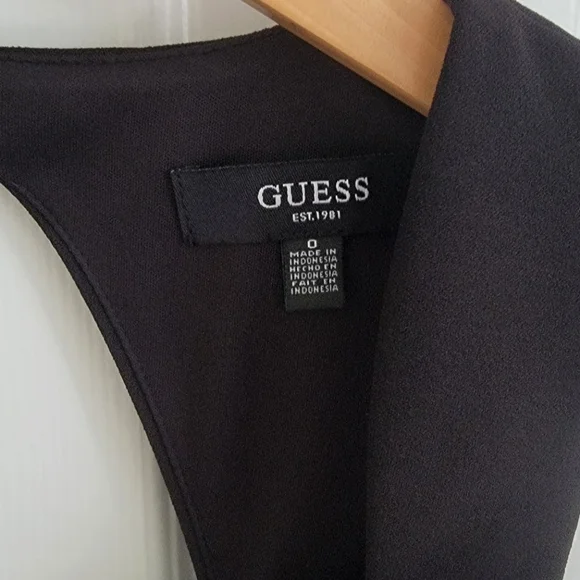 NWT GUESS Scuba Crepe Sweetheart Neck Sheath Dress, Size 0 - Picture 8 of 14